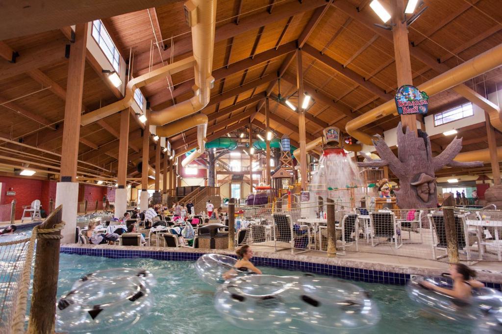 Club Wyndham Glacier Canyon Wisconsin Dells Exteriör bild