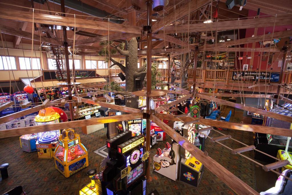 Club Wyndham Glacier Canyon Wisconsin Dells Exteriör bild