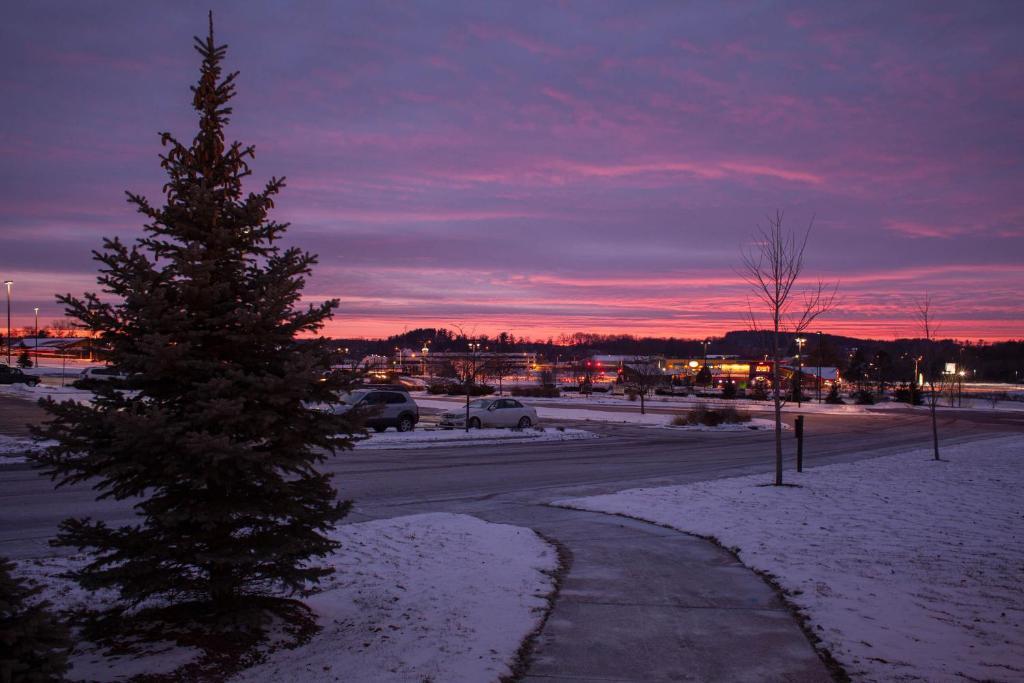 Club Wyndham Glacier Canyon Wisconsin Dells Exteriör bild